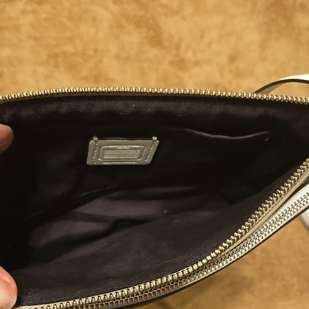 Coach crossbody signature